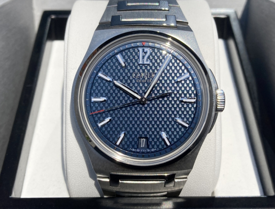 2021 Antarctique Blue Limited, Box and Papers