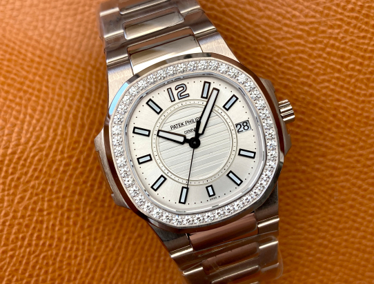 2013 Nautilus 7010G white gold diamonds Full Set